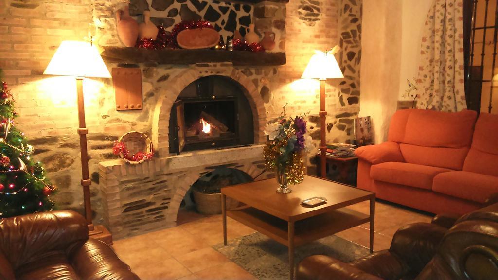 Hostal Rural Molino Del Bombo Aracena Ngoại thất bức ảnh