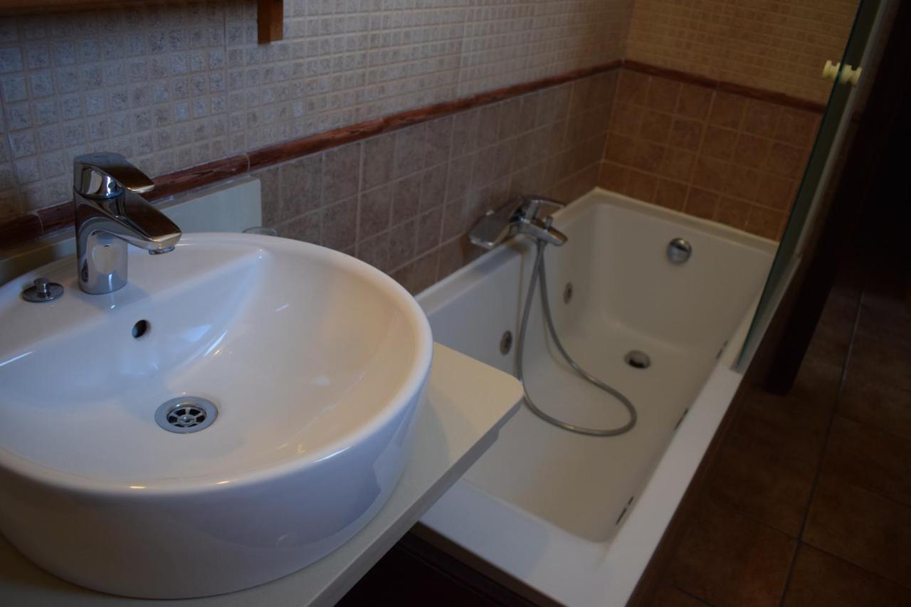 Hostal Rural Molino Del Bombo Aracena Ngoại thất bức ảnh