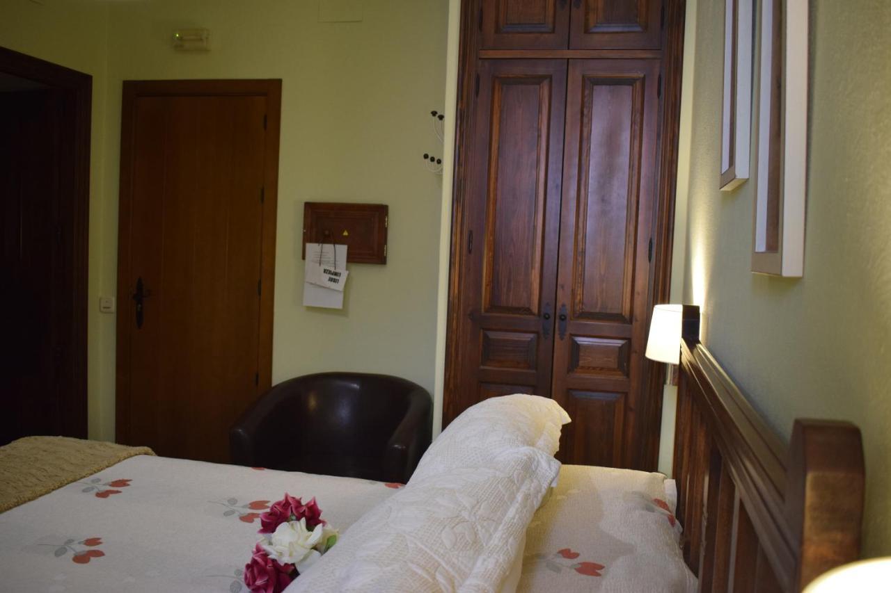 Hostal Rural Molino Del Bombo Aracena Ngoại thất bức ảnh