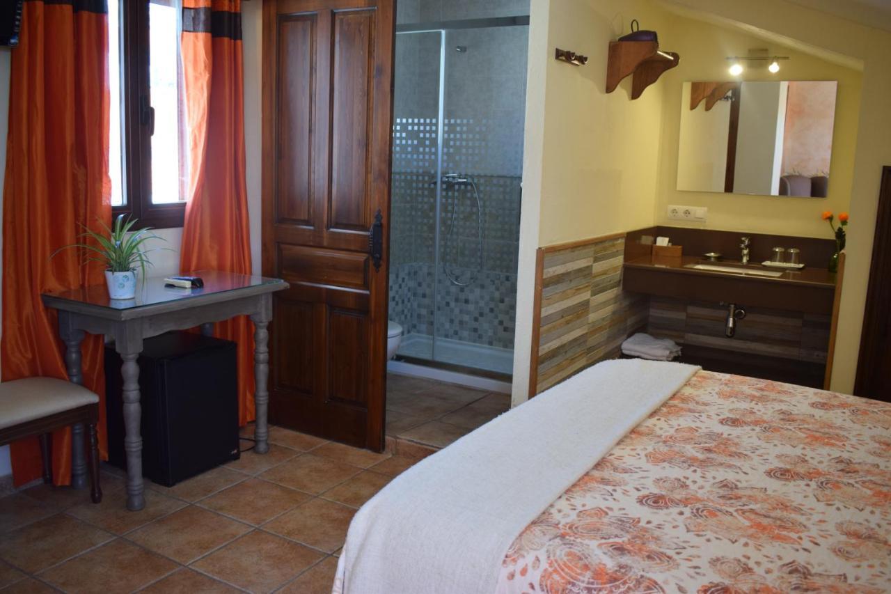 Hostal Rural Molino Del Bombo Aracena Ngoại thất bức ảnh
