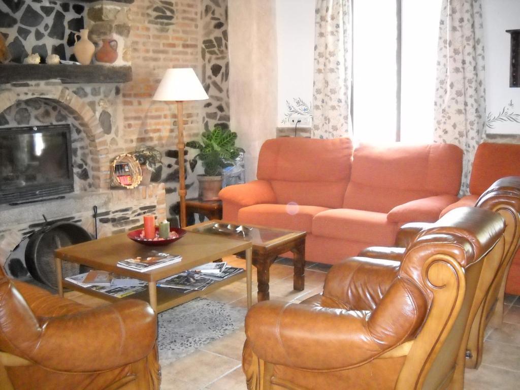 Hostal Rural Molino Del Bombo Aracena Ngoại thất bức ảnh